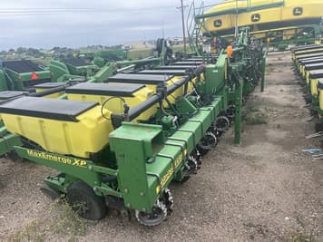 Main image John Deere 1720