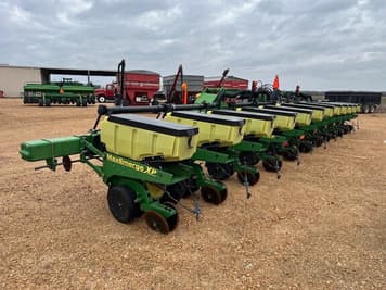 Main image John Deere 1720