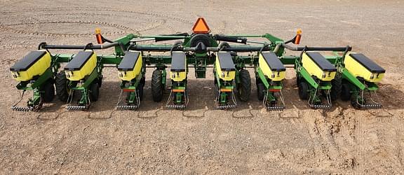 Image of John Deere 1720 Primary image