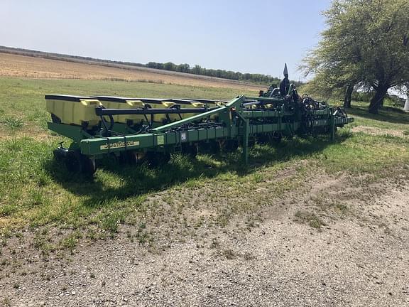 Image of John Deere 1720 Primary image