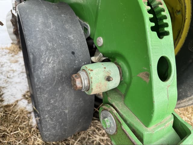 Image of John Deere 1750 equipment image 4