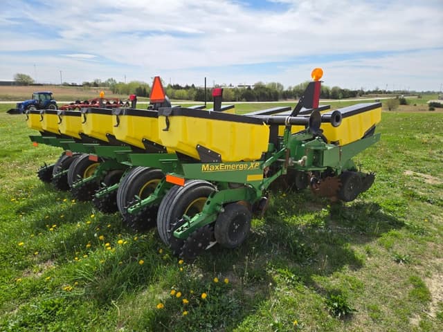 Image of John Deere 1760 equipment image 4