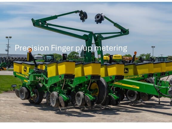 2012 John Deere 1760 Equipment Image0