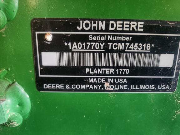 Image of John Deere 1770 equipment image 3