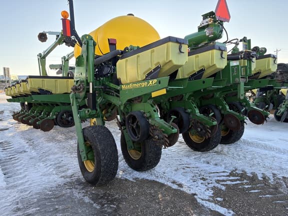 Image of John Deere 1770 equipment image 2