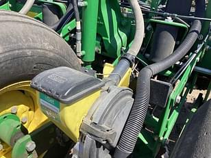 Main image John Deere 1770 11