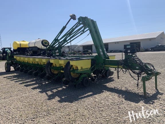Image of John Deere 1770 Primary image