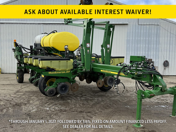 2012 John Deere 1770 Equipment Image0