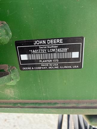 Image of John Deere 1770 equipment image 4