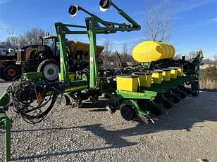 Main image John Deere 1770 0