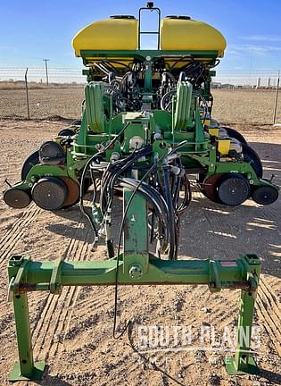 Image of John Deere 1770 equipment image 2