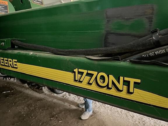 Image of John Deere 1770 equipment image 1