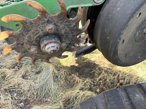 Image of John Deere 1770 equipment image 4