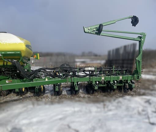 Image of John Deere 1770 equipment image 3