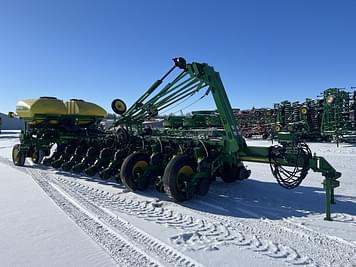 Main image John Deere 1770