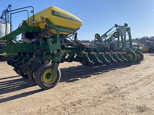 Main image John Deere 1770 7