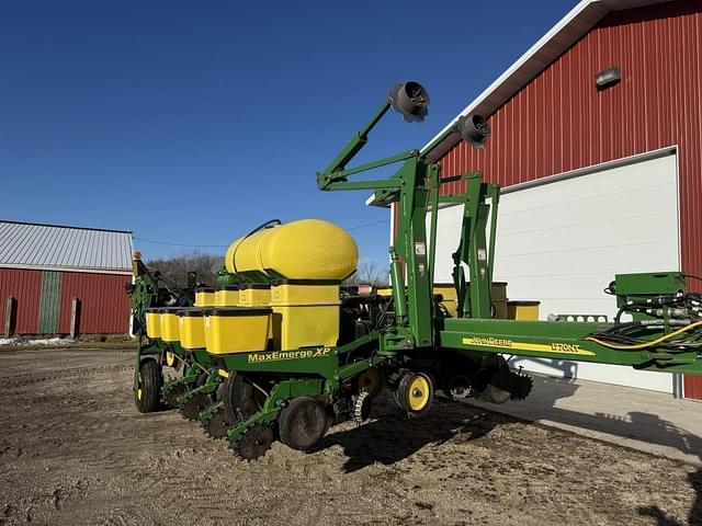 Image of John Deere 1770 equipment image 3