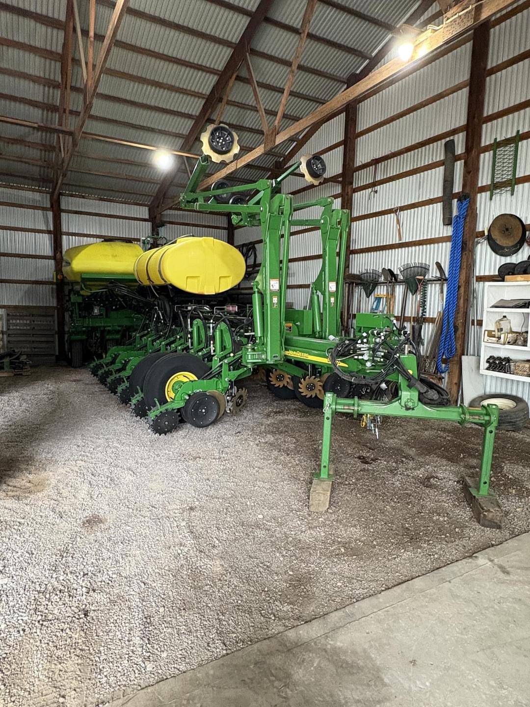 Image of John Deere 1770 Primary image