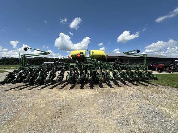 Image of John Deere 1790 Primary image