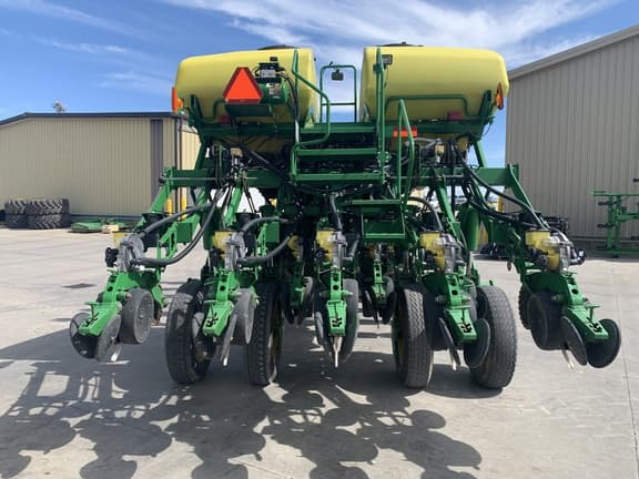 Image of John Deere 1790 equipment image 3