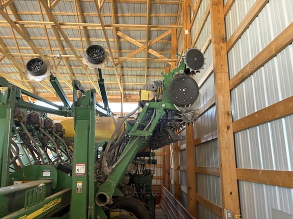 Image of John Deere 1790 Primary image