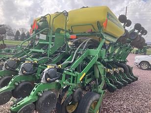 Main image John Deere 1790 29