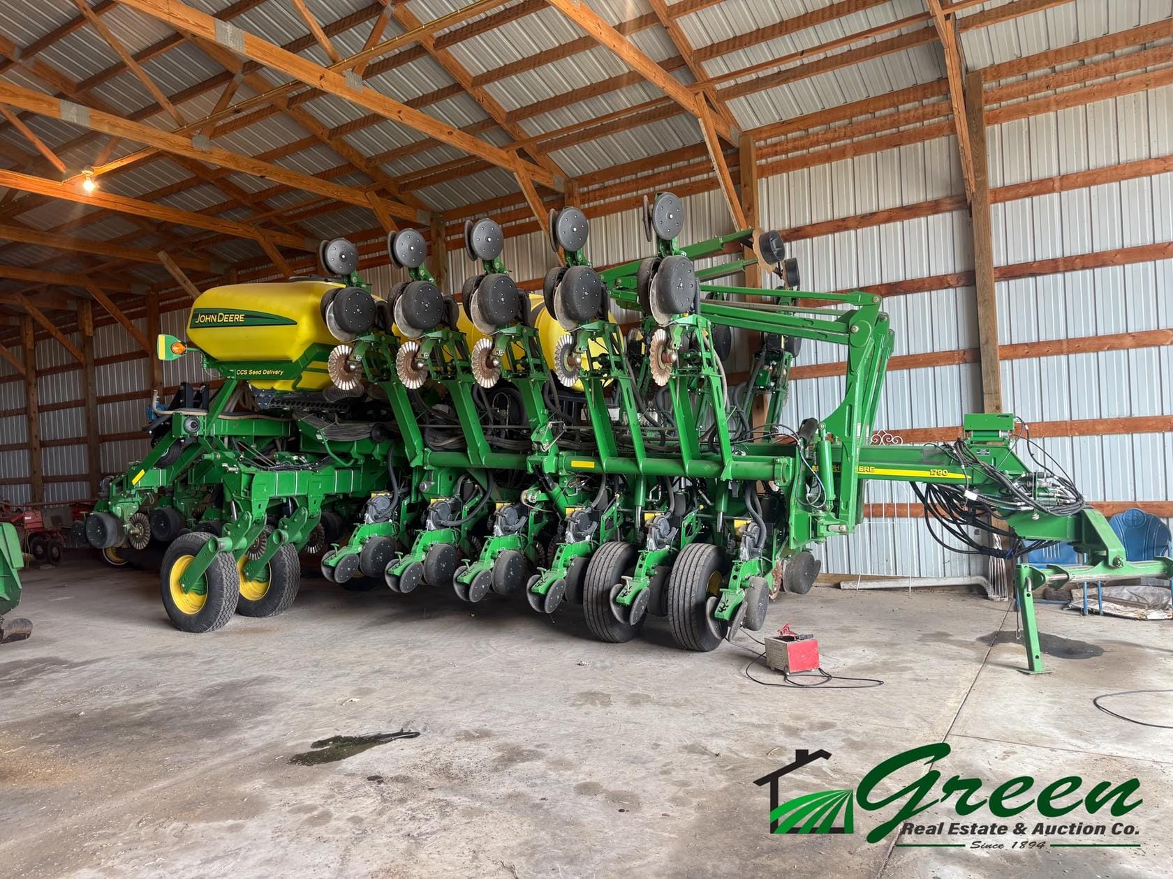 2012 John Deere 1790 Equipment Image0