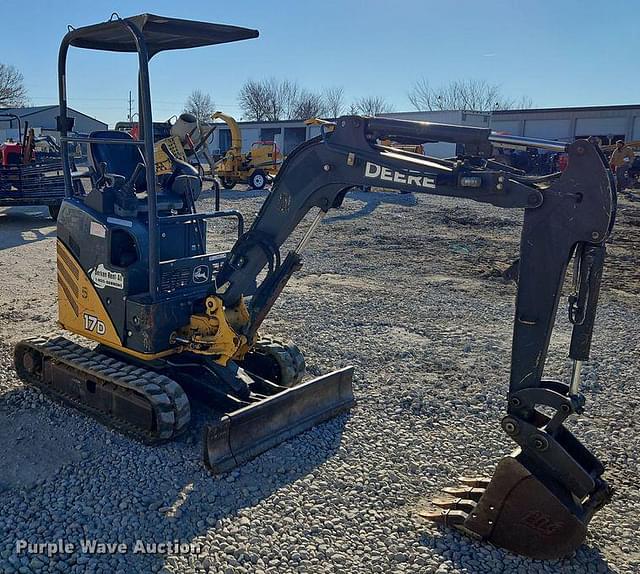 Image of John Deere 17D equipment image 2