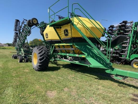 Image of John Deere 1830 Primary image