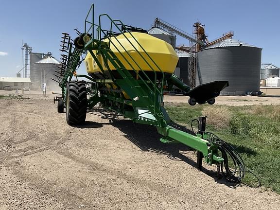 Image of John Deere 1830 Primary image