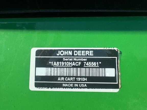 Image of John Deere 1830 equipment image 1