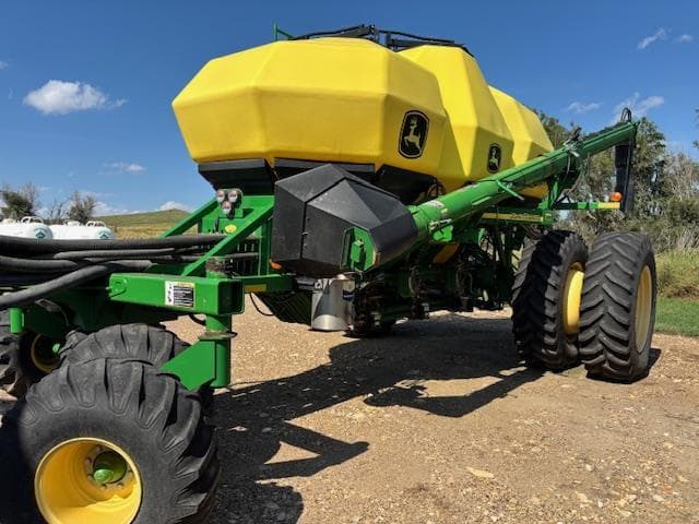 Image of John Deere 1835 equipment image 3