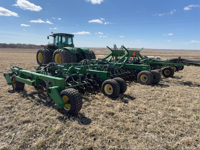 Image of John Deere 1890 equipment image 1