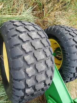 Image of John Deere 1890 equipment image 3