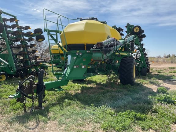 Image of John Deere 1890 equipment image 2