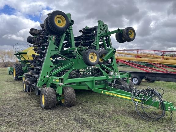 Image of John Deere 1890 equipment image 1