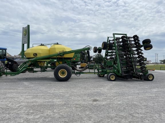 Image of John Deere 1890 equipment image 1