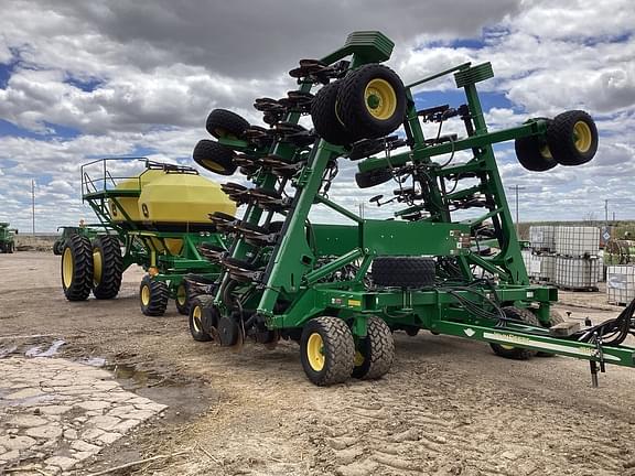 Image of John Deere 1890 equipment image 1