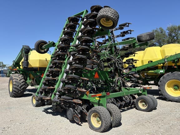 2012 John Deere 1890 Equipment Image0