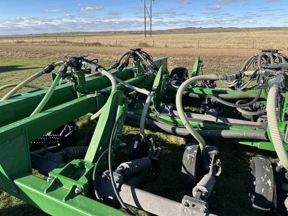 Image of John Deere 1895 equipment image 3