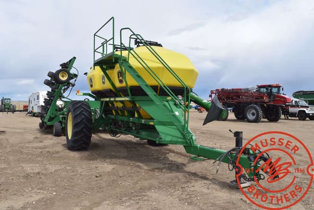 Image of John Deere 1895 equipment image 1