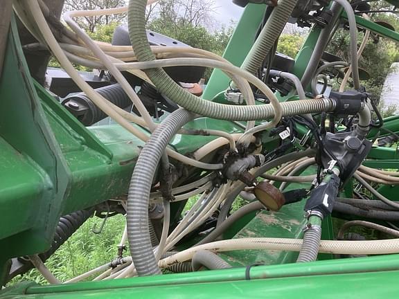 Image of John Deere 1895 equipment image 3