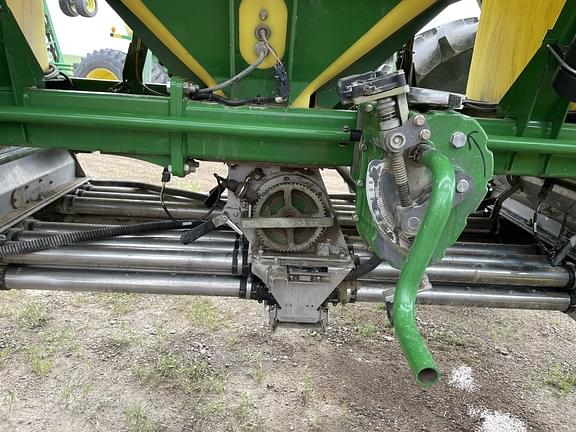 Image of John Deere 1910 equipment image 4