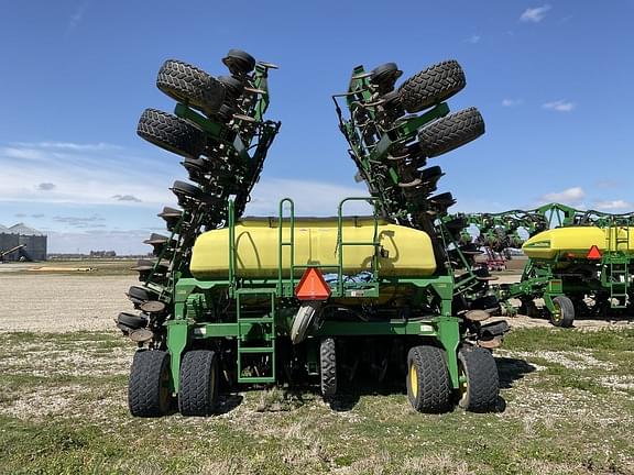 Image of John Deere 1990 equipment image 3