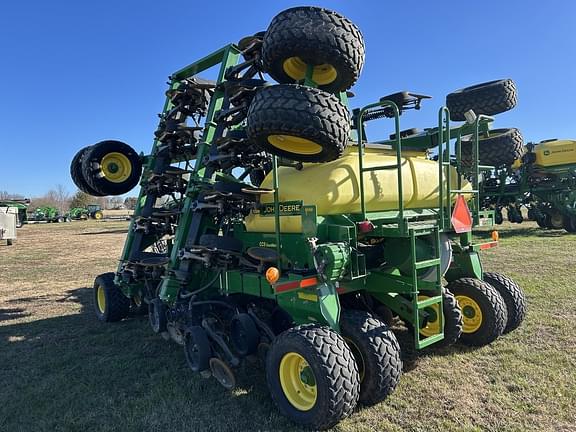 Image of John Deere 1990 equipment image 3