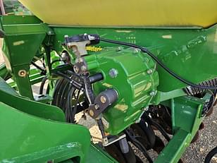 Main image John Deere 1990 6