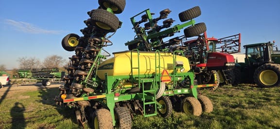 2012 John Deere 1990 Equipment Image0