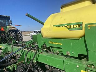 Main image John Deere 1990 11