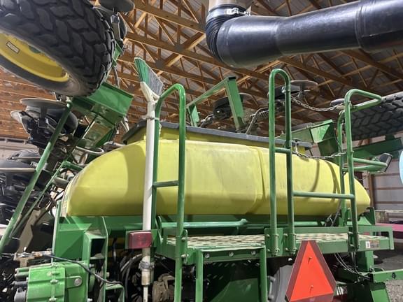 Image of John Deere 1990 equipment image 3