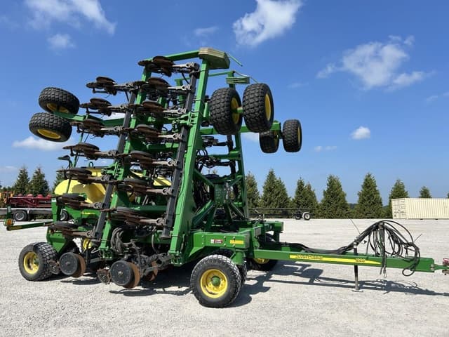 Image of John Deere 1990 equipment image 1